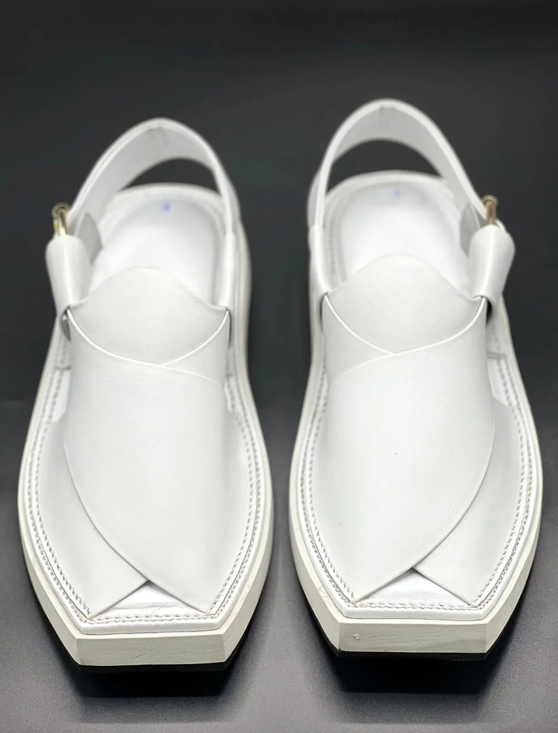 kaptan Chappal White