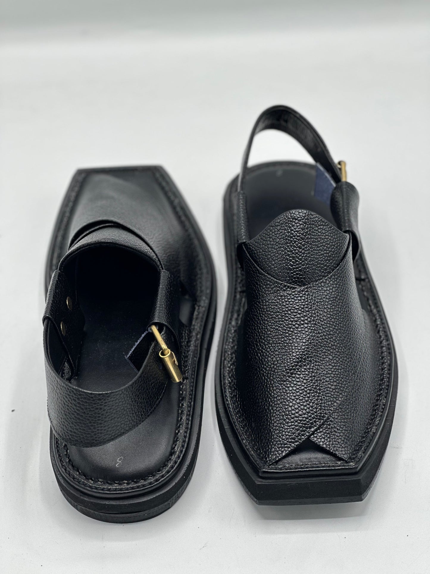 kaptan Chappal Black Dotted