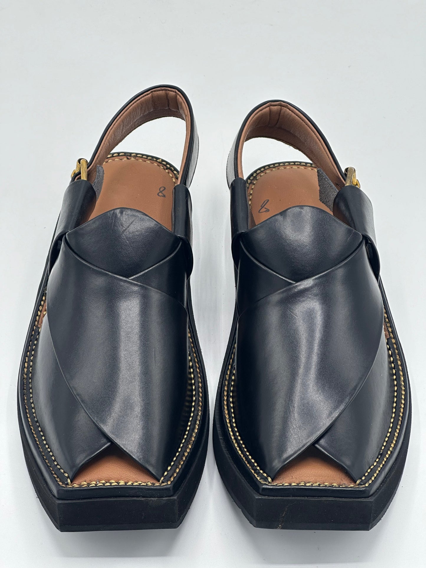 kaptan Chappal Black