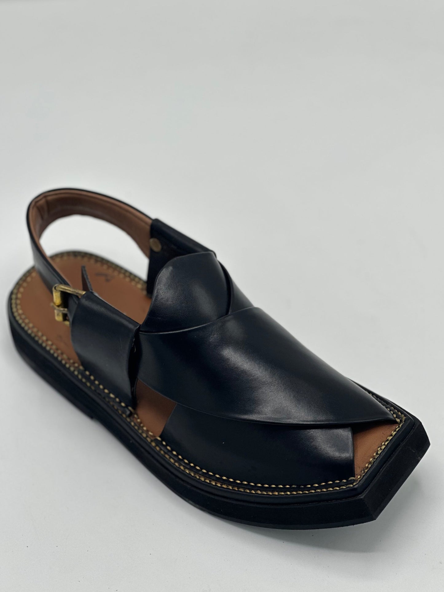 kaptan Chappal Black