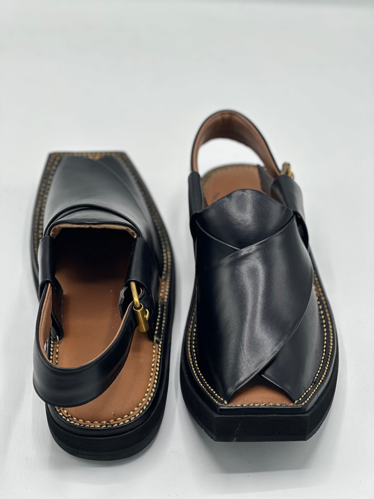 kaptan Chappal Black